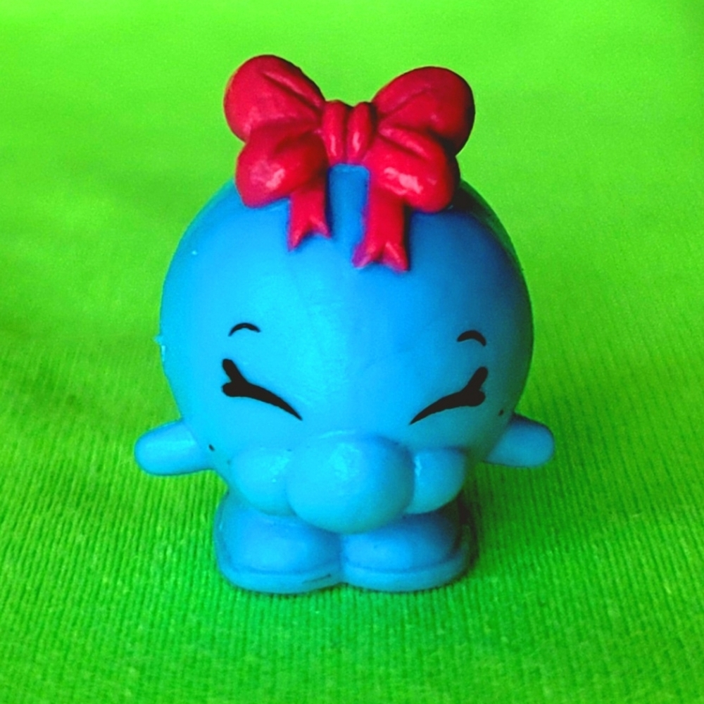 Shopkins S1 BUBBLES figure, Rare